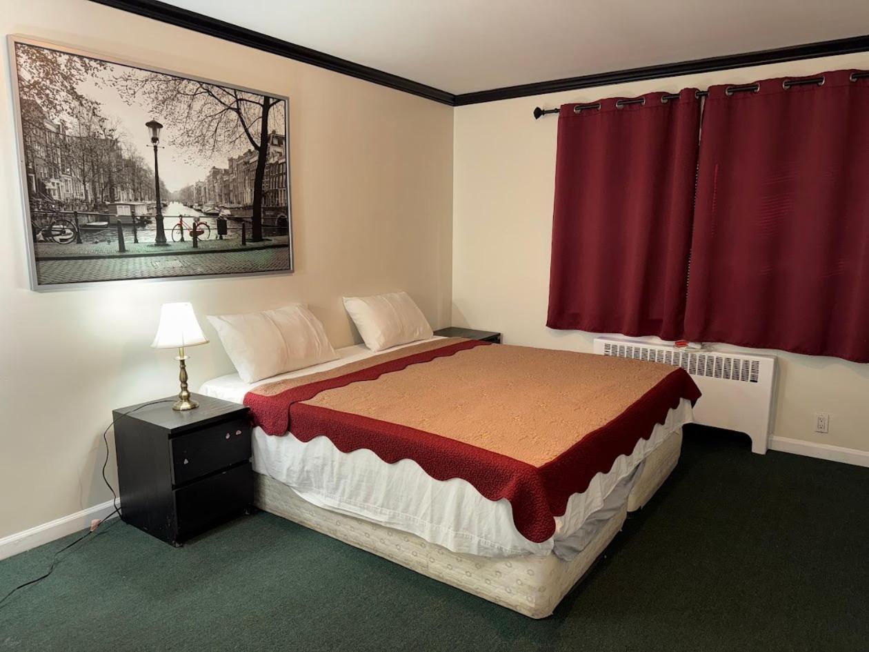 Central Motel Courtyard White Plains Exterior foto