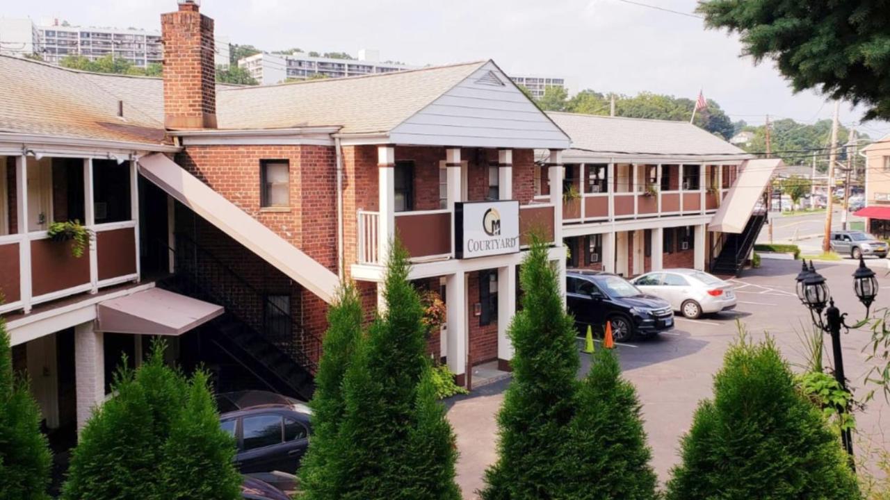 Central Motel Courtyard White Plains Exterior foto
